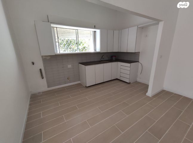 דירה, מלצ'ט 9, הדר מרכז, חיפה