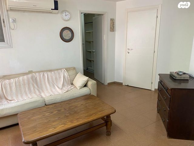 יחידת דיור, הגליל 44, מרכז הישוב, גני תקווה