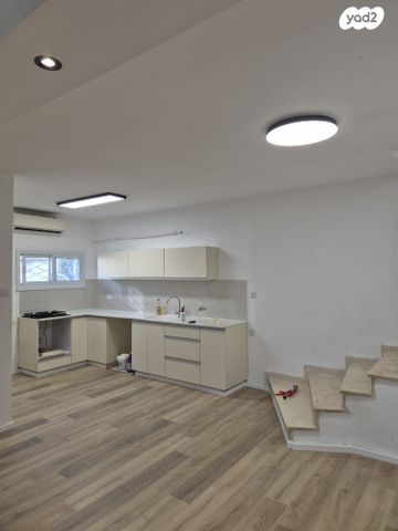 דירה, העצמאות 24, מרכז העיר, סביניה, הוותיקה, קרית ביאליק