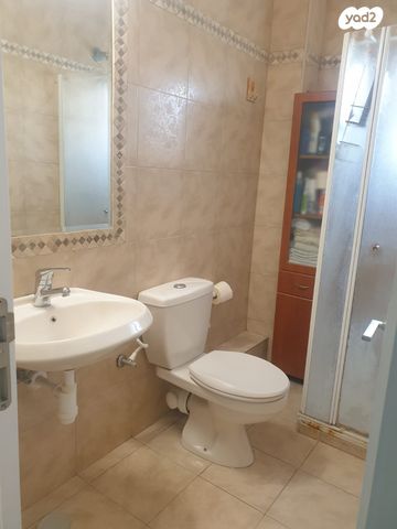 שדרות יוהנה ז'בוטינסקי 4