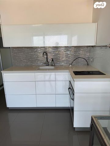 דירה, יוניצמן 21, גלילות, תל אביב יפו