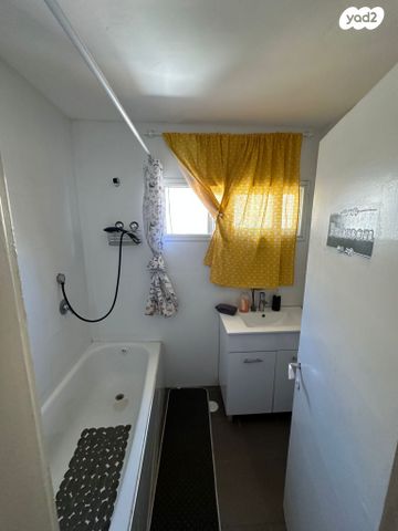 דירה, יוסף שפרינצק 305, שיכון א', קרית שמונה