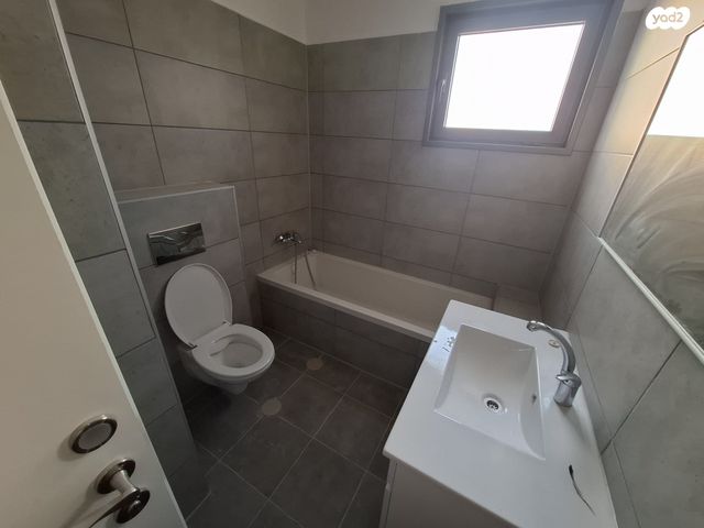 רב חלקיה בר טובי 21