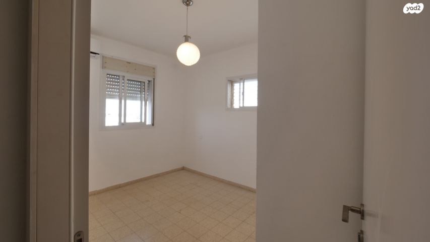 דירה, הרב יצחק בן חנן 20, נאות גנים, נתניה