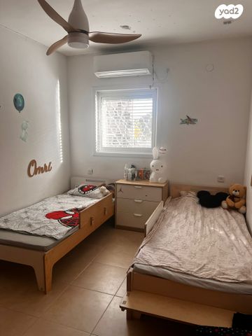 דירה, קהילת וילנה 4, קרית שרת מזרח, חולון