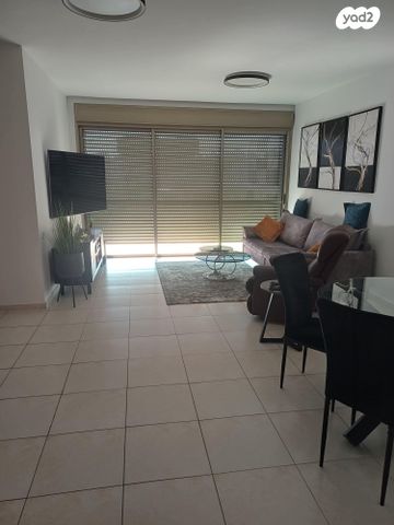 דירה, משה דוד מייזנר 9, כפר גנים ג, פתח תקווה