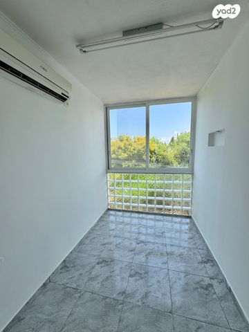 דירה, לוי אשכול 25, גבעת אוסישקין, נהריה