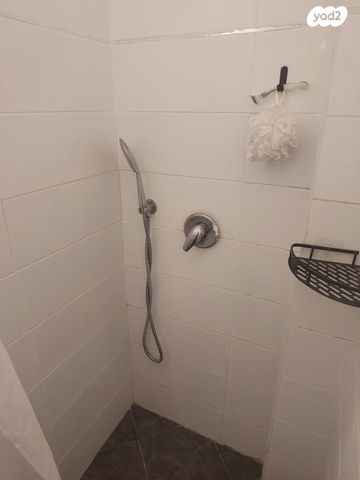 יחידת דיור, מרים הנביאה 4, הפועל המזרחי ג', שיכון ג', בני ברק