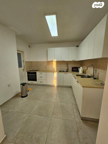 דירה, רב חנן 2, רמת עזרא / רמת בית שמש ד-2, בית שמש