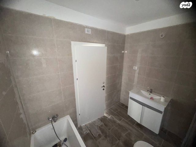 גג/ פנטהאוז, אורים 16, הפארק, אופקים