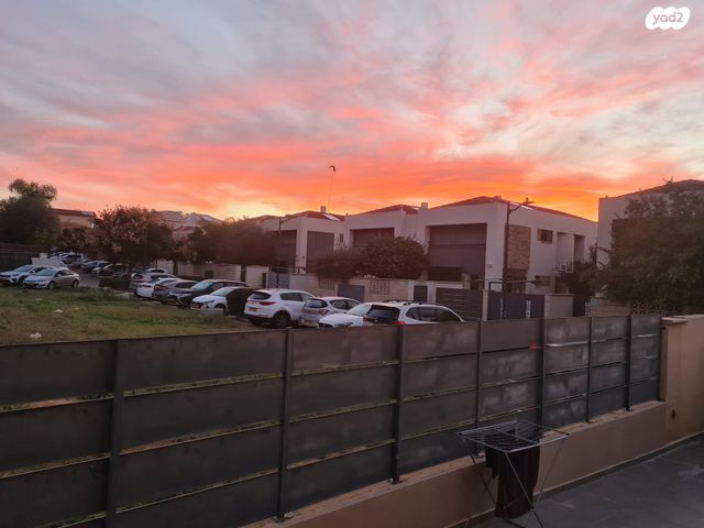 יחידת דיור, שקנאי 14, טירת שלום, נס ציונה