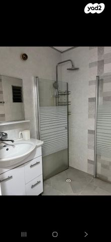 דירה, הרצל 76, שאר העיר, קרית עקרון