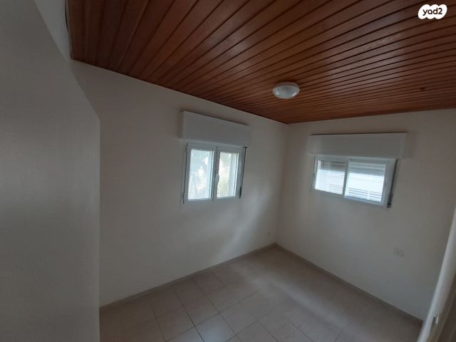 דירה, נחמיה 12, נווה שאנן, חיפה