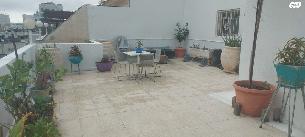 גג/ פנטהאוז, רוטשילד 6, רוטשילד עצמאות, בת ים