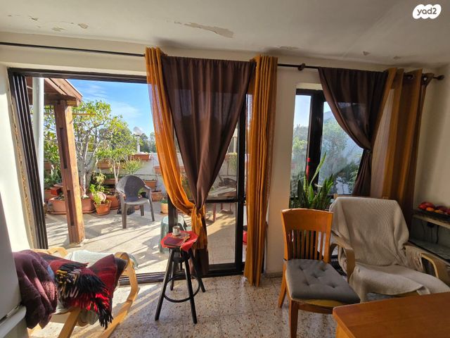 קהילת פראג 8