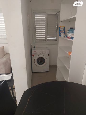 יחידת דיור, מרים הנביאה 4, הפועל המזרחי ג', שיכון ג', בני ברק