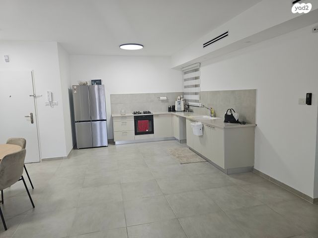 דירה, הרב אבא אבוחצירה 15, שדרות בפארק, שדרות