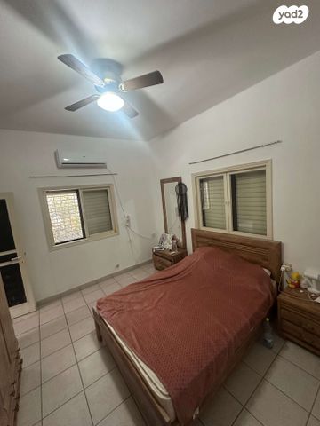 דירה, חיבת ציון 1, שכונת הלל, רמת גן