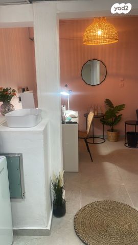 החשמונאים 8