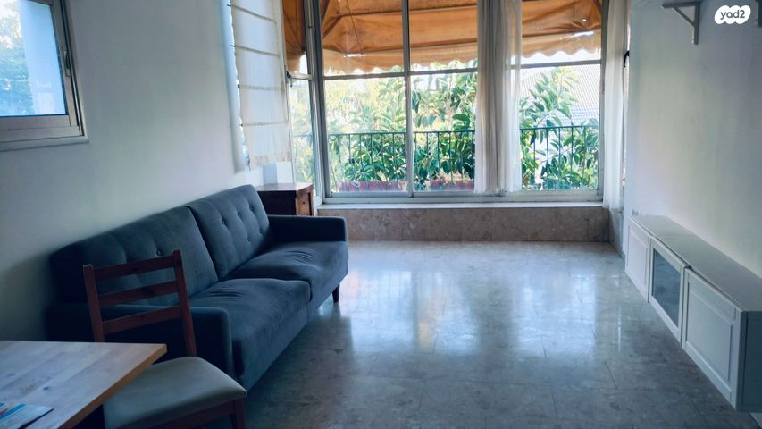 דירה, הדגנים 11, גבעת הרמבם, גבעתיים