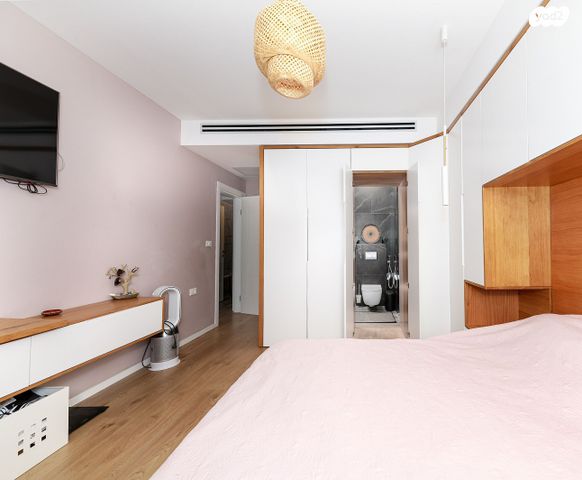 אריק איינשטיין 22