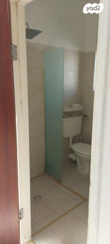 גג/ פנטהאוז, רוטשילד 6, רוטשילד עצמאות, בת ים