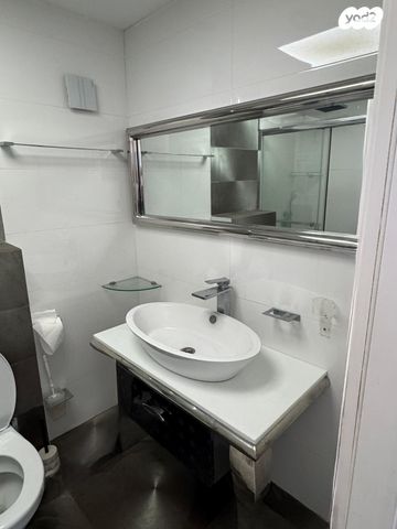 דירה, יוניצמן 21, גלילות, תל אביב יפו