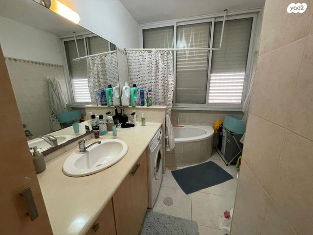 דירה, הירדן 66, נגבה, רמת גן