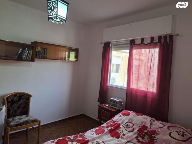 דירה, הגליל 26, המיסדים, כרמיאל