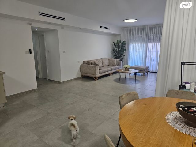 דירה, הרב אבא אבוחצירה 15, שדרות בפארק, שדרות