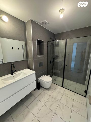 דירה, ישראל טל 5, מונטיפיורי, הרכבת, תל אביב יפו