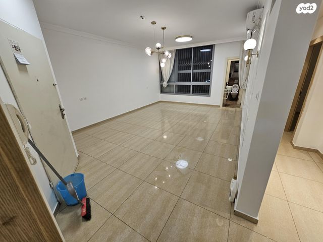 דירה, בן נריה 1, מרכז העיר, בני ברק