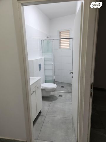 דירה, הנגב 2, מרכז העיר דרום, נתניה