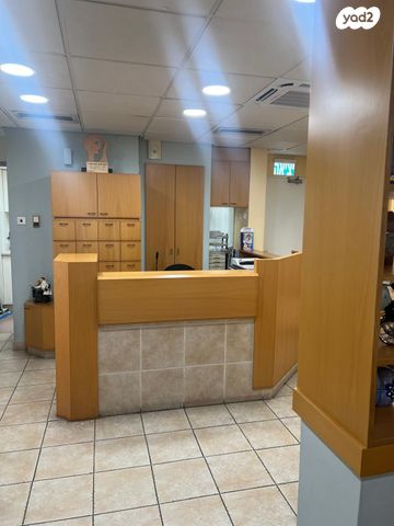 קליניקות, שפרינצק 3, גני שרונה, קרית הממשלה, תל אביב יפו