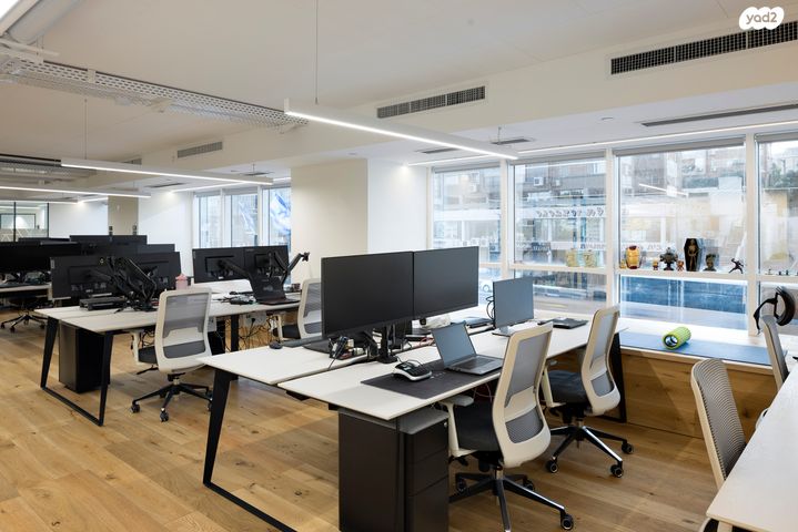 משרדים, דרך זאב ז'בוטינסקי 35, תל בנימין, רמת גן