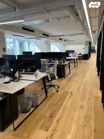 משרדים, דרך זאב ז'בוטינסקי 35, תל בנימין, רמת גן