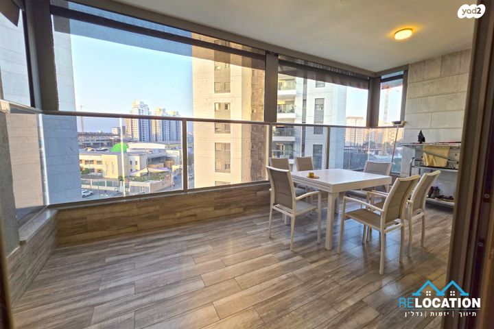 דירה, משכנות האומנים, קרית מוצקין