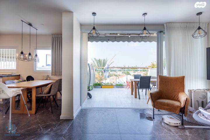 גג/ פנטהאוז, סביוני הפארק, נס ציונה