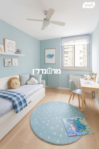 דירה, הרצליה