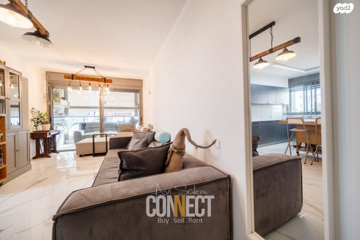 דירה, חיים צבי גרינשטיין 13, קרול, פתח תקווה