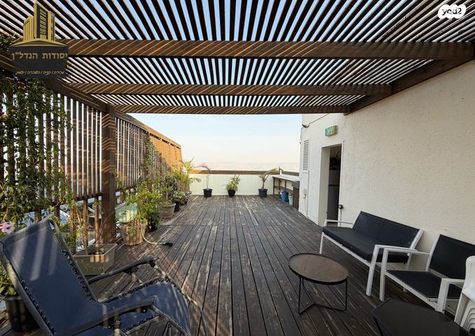 גג/ פנטהאוז, השופטים 45, אחוזת כנרת, טבריה