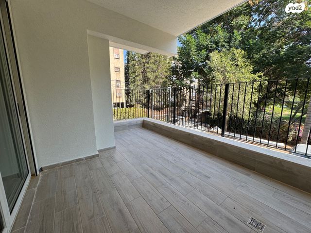 לוחמי הגטו 27