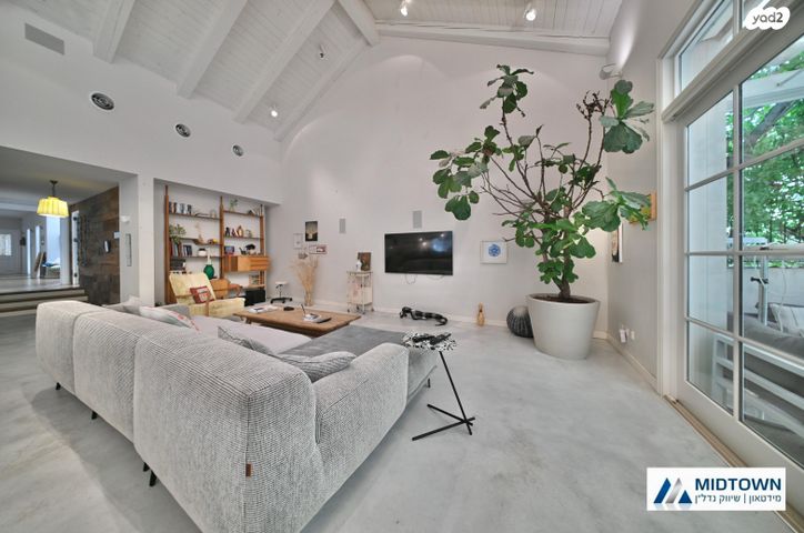 דו משפחתי, שמואל הנגיד, מורשה, רמת השרון