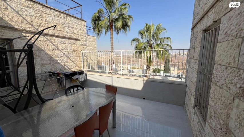 דירה, נרות שבת, רמות, ירושלים