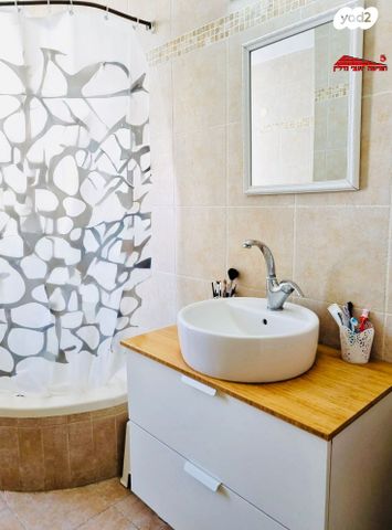 דירה, ראשונים, ראשון לציון