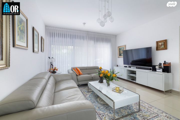 דירה, אבנר בן נר, סביוני נצר סירני, נס ציונה