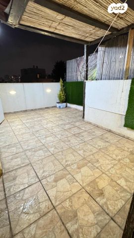 דירה, הרותם, רסקו א', חולון