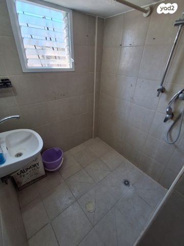 דירה, רימון 2, לב העיר, בת ים