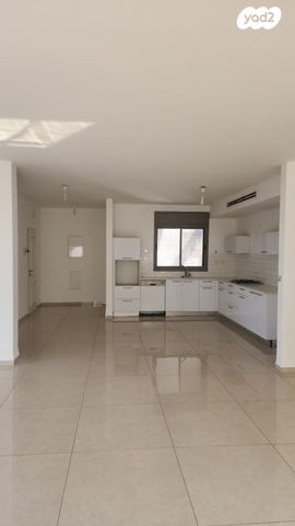 דירה, דבורה הנביאה, רובע יזרעאל סביוני העמק, עפולה