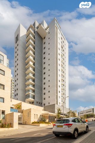 דירה, הציפורים, מודיעין מכבים רעות